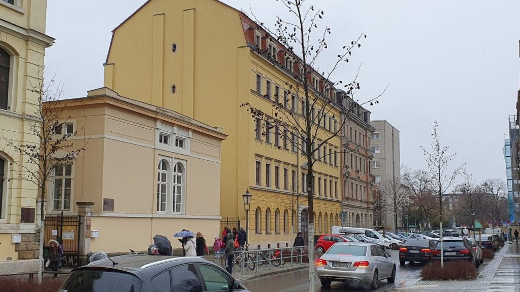 Seminarstr. Schule Regen Frühjahr