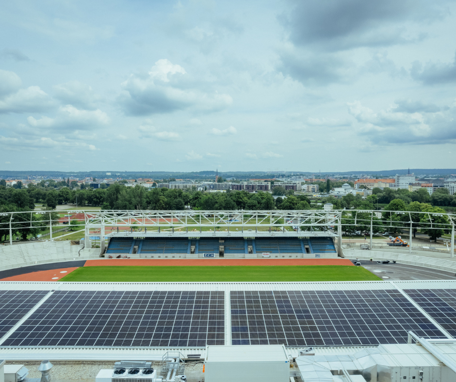 Solarmodule auf Hein Steyer Stadion