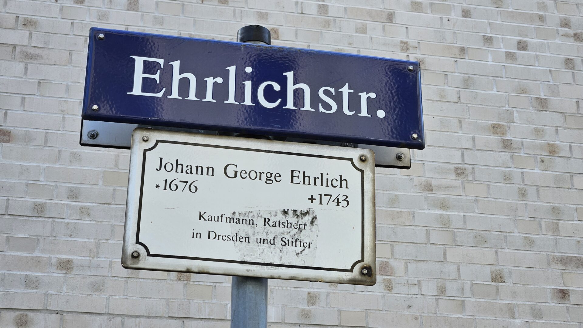 Straßenschild Ehrlichstraße