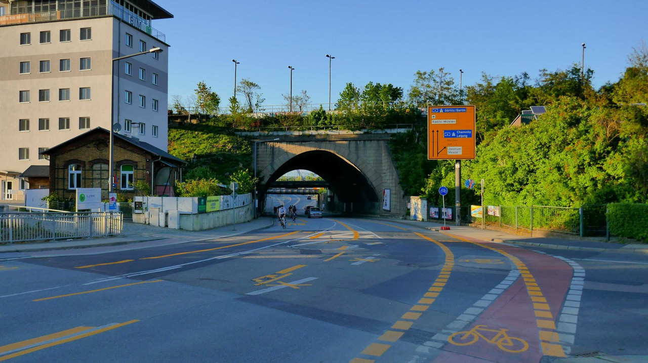 Radweg Flügelweg Verkehrsversuch