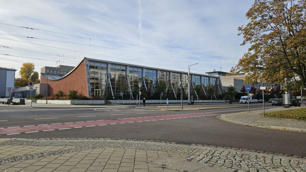 Schwimmhalle Freiberger Platz