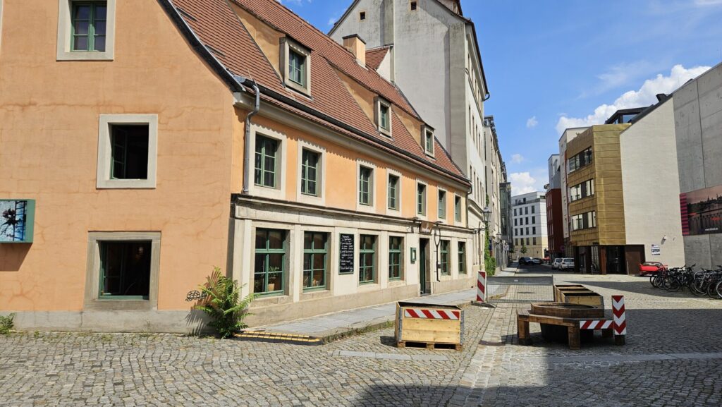 Umweltzentrum Dresden und Brennnessel und Cafe Almuts