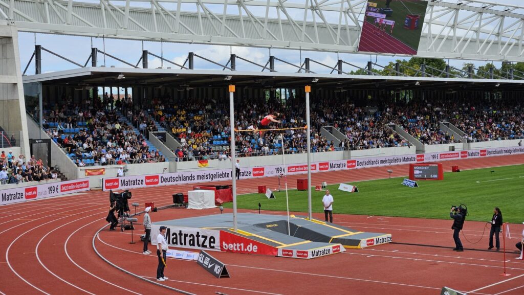 Hochsprung im Heinz-Steyer-Stadion