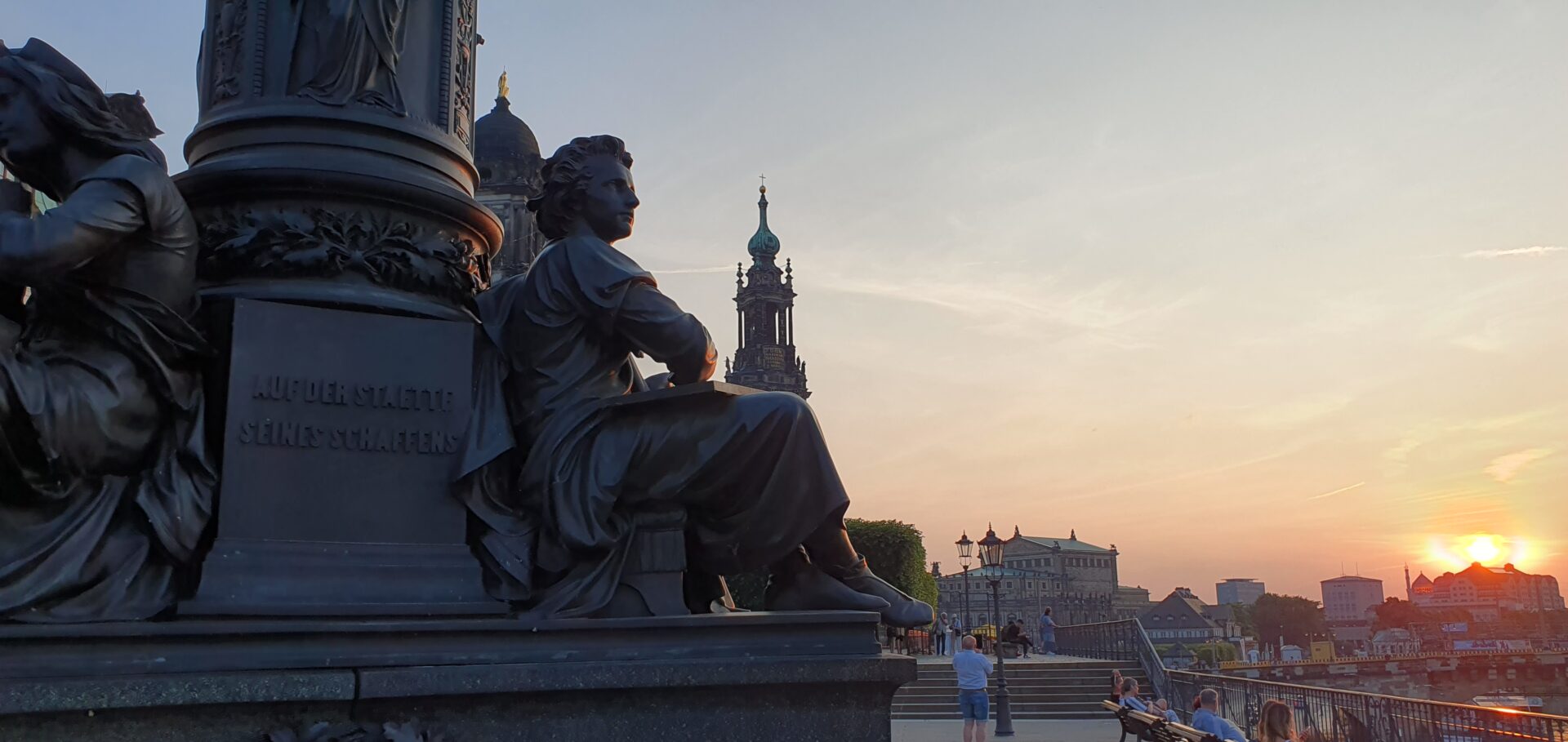 Altstadt Dresden im Sonnenuntergang