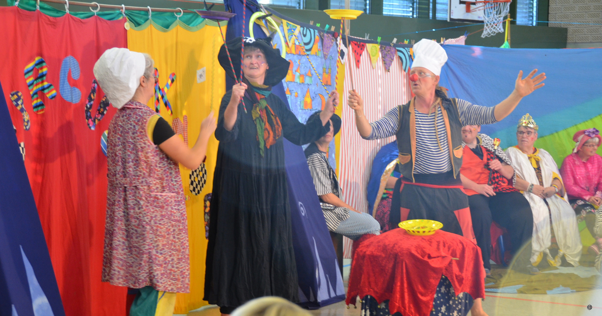 Circus Bonini beim Auftritt