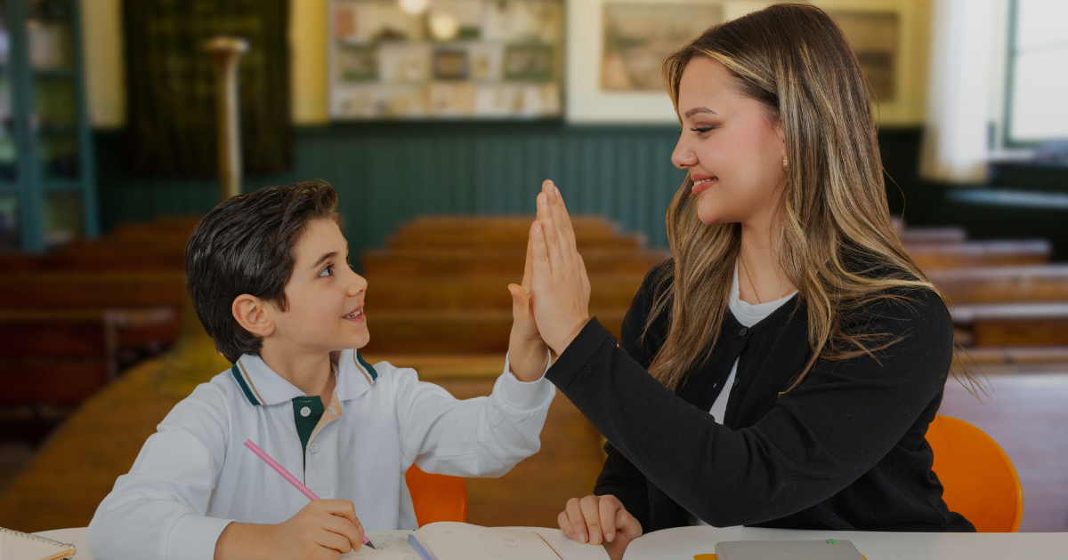 Lehrerinnen zum Frauentag im Schulmuseum