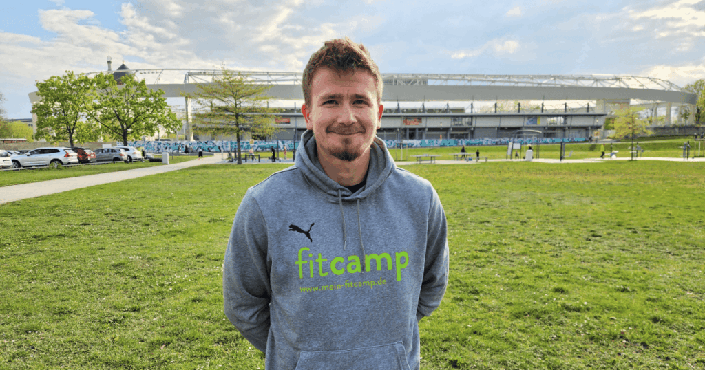 Max Rehwald Trainer fitcamp im Ostrapark