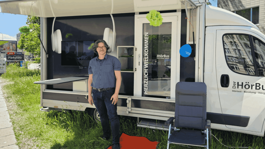 Hörakustikmeister Henry Thiemann aus der Friedrichstadt spricht über Hörgeräte, Tinnitus, Gehörschutz und gutes Hören im Alltag.