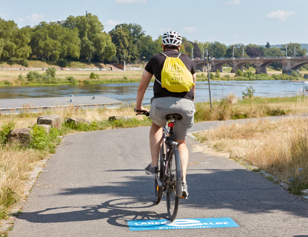 Neue Piktogramme verbessern die Orientierung am Elberadweg