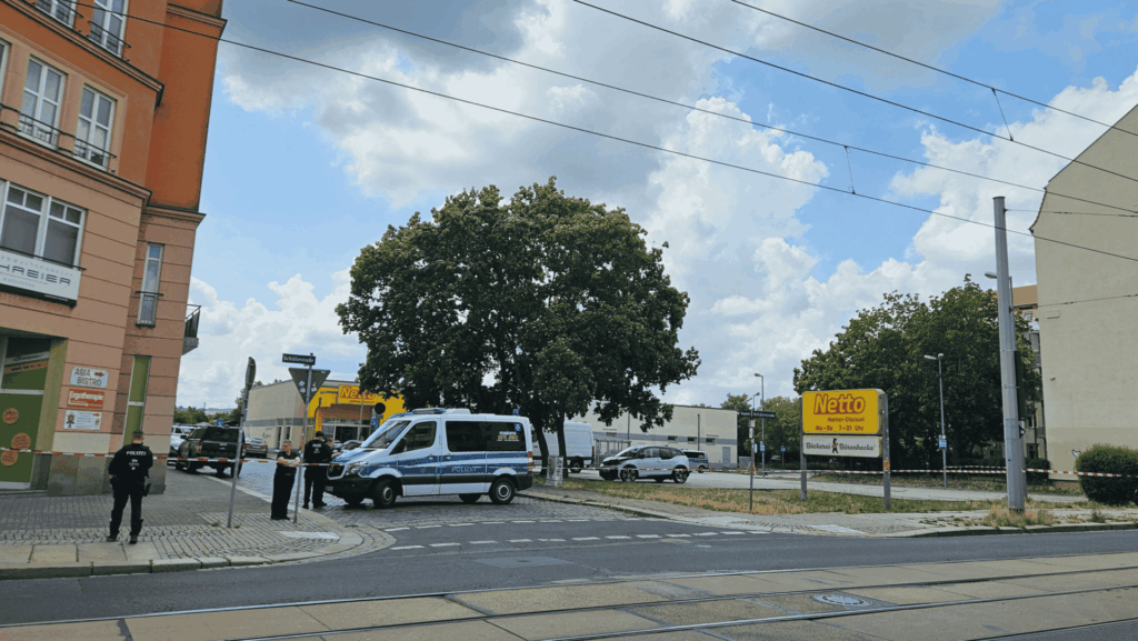 Parkplatz Menageriestraße und der NETTO-Markt bleiben heute aufgrund der polizeilichen Ermittlungen geschlossen