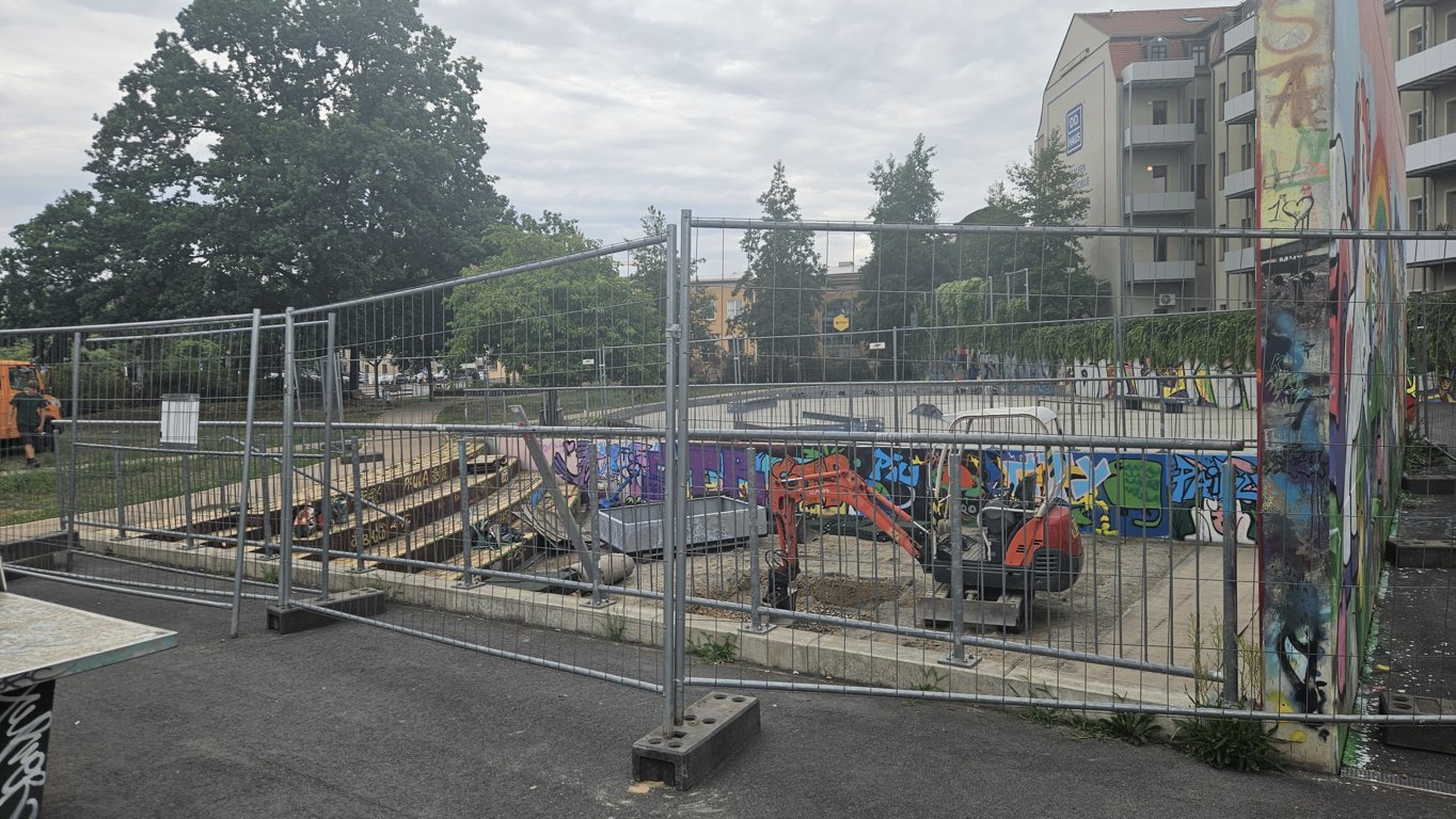Am Platz der Kinderrechte in der Friedrichstadt laufen Bauarbeiten.