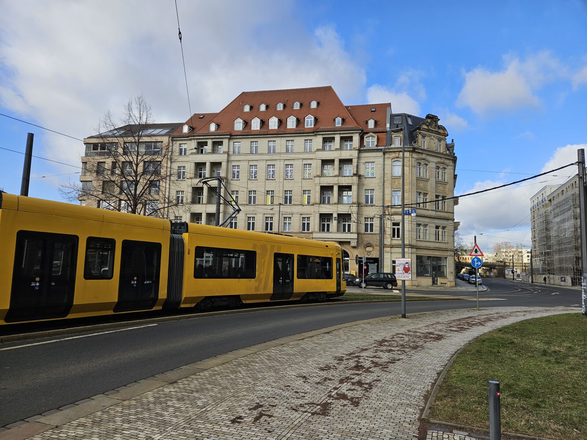 Straßenbahn am Wettiner Platz